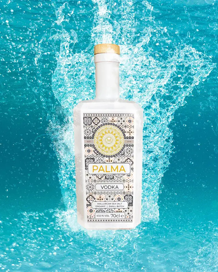 MallorcaPalmaVodkaWater.webp